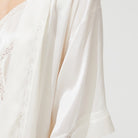 İpek Kıramer-Joy Silk Long Robe Ecru-Sabahlık-4-Milagron.com