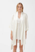 İpek Kıramer-Joy Silk Short Robe Ecru-Sabahlık-2-Milagron.com