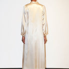 İpek Kıramer-Romance Silk Robe Beige-Sabahlık-4-Milagron.com