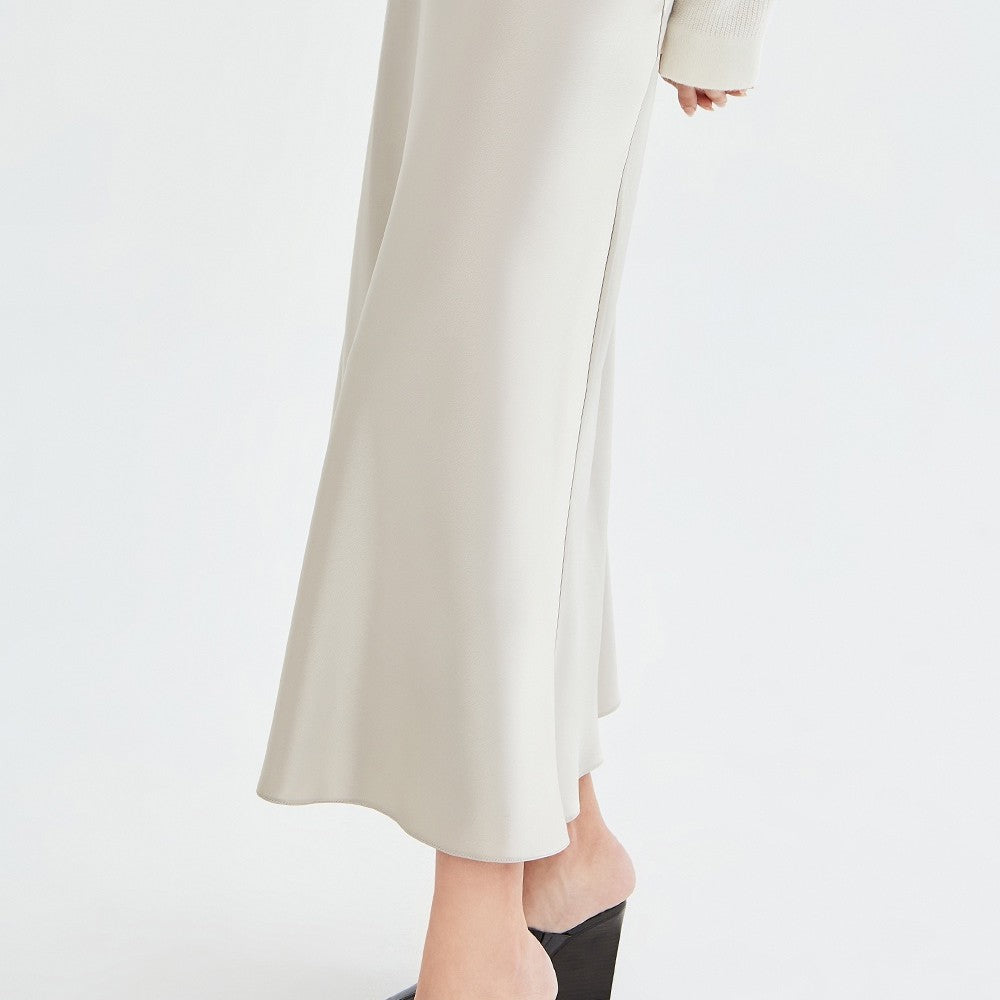İpek Kıramer-Tango Silk Skirt Beige-Etek-2-Milagron.com