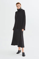 İpek Kıramer-Tango Silk Skirt Black-Elbise-3-Milagron.com