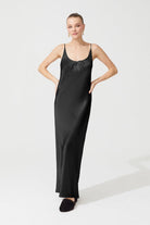 İpek Kıramer-The Moon Silk Chemise Black-Gecelik-2-Milagron.com