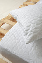 Irya-2'li Kapitone Sıvı Geçirmez Yatak Ve Yastık Alezi Seti-Yatak Örtüsü-2-Milagron.com