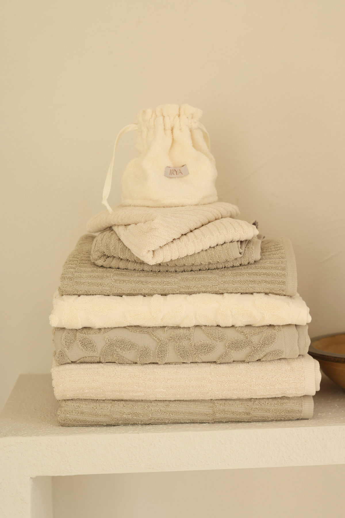 İrya-Allesi %100 Pamuk El Havlusu 50x90 Cm Ekru-Havlu-4-Milagron.com