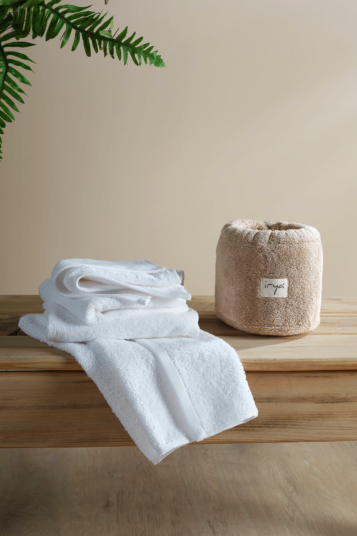 İrya-Bouquet çantalı 4'lü El Havlusu Stone Beyaz-Setli Havlu-1-Milagron.com