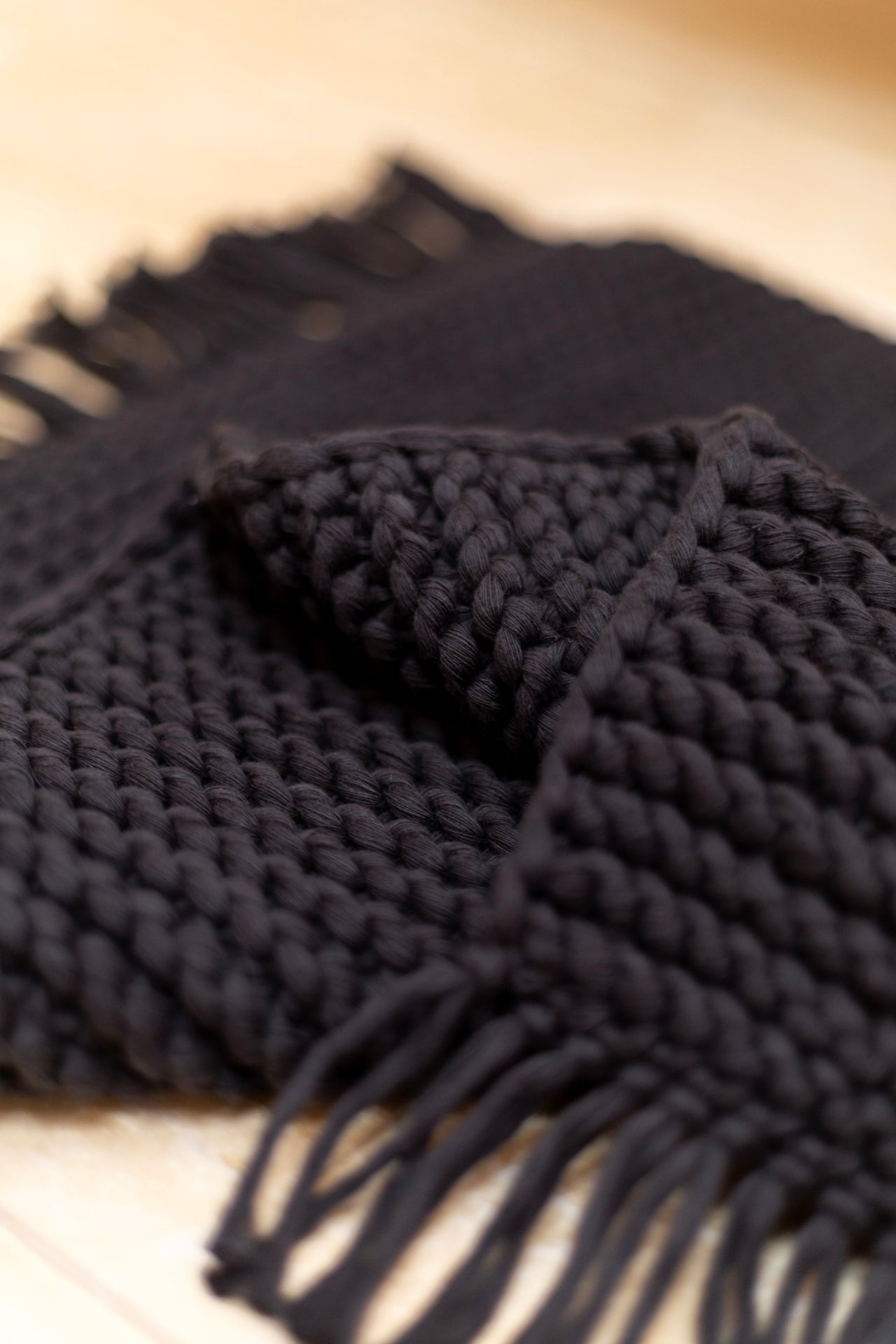 Irya-Lavish El Örmesi Tekli Banyo Paspası %100 Pamuk 50x70 Siyah-Paspas-7-Milagron.com