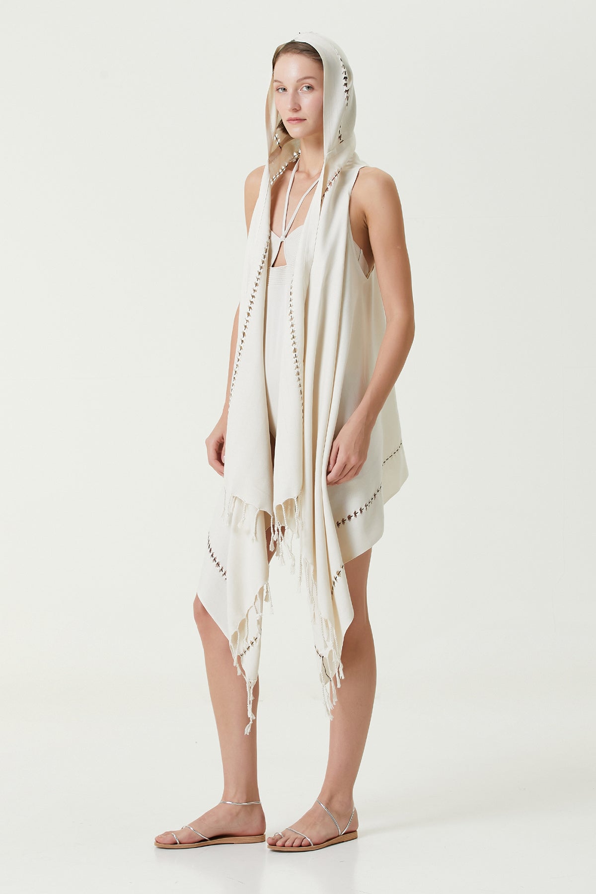 Irya-Layla Kapüşonlu Elbise Bej-Elbise-4-Milagron.com