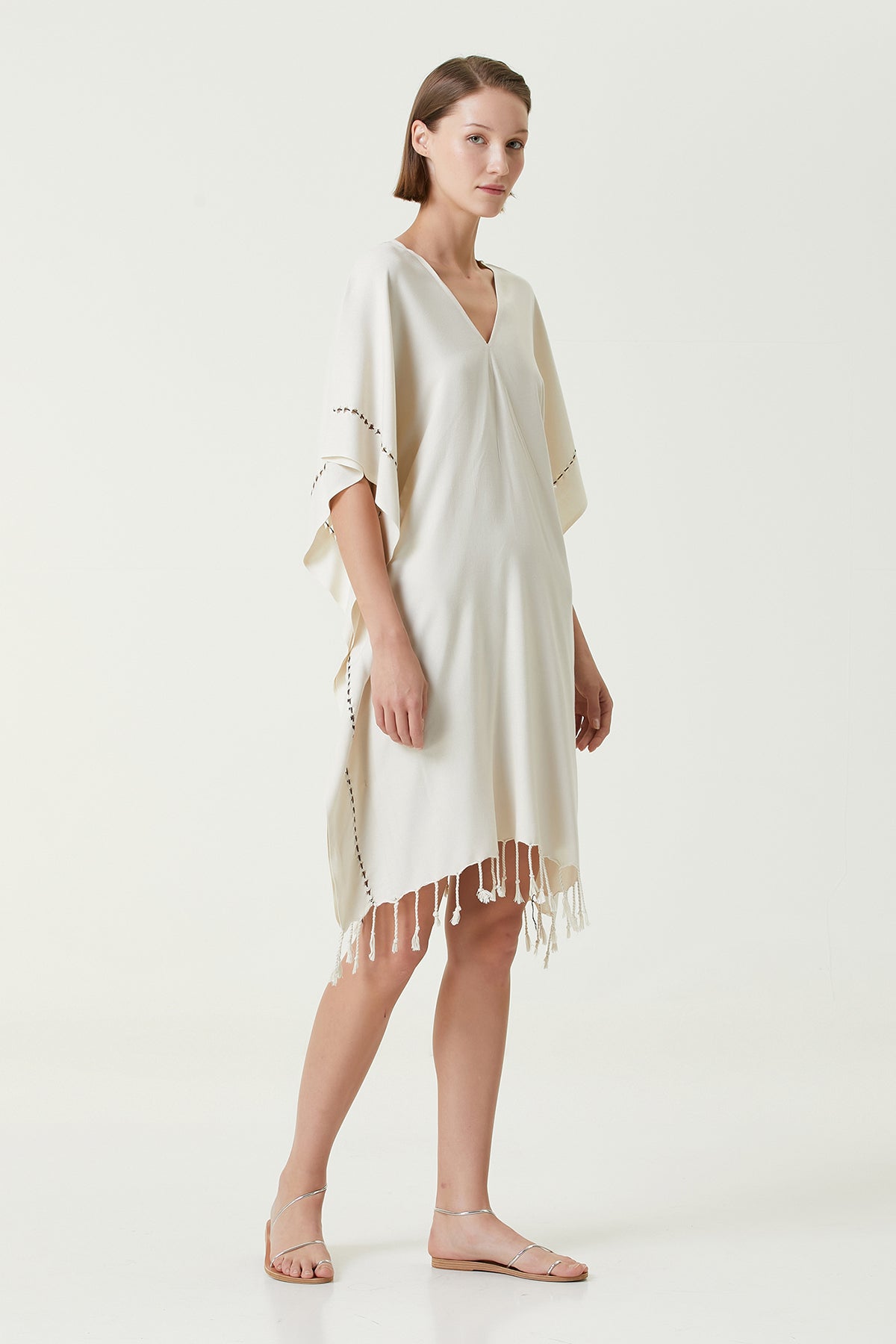 Irya-Layla V Yaka Elbise Bej-Elbise-4-Milagron.com