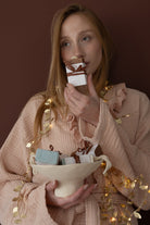 İrya-Liva 4 Katlı Fırfırlı Kadın Bornoz Pudra-Bornoz-3-Milagron.com