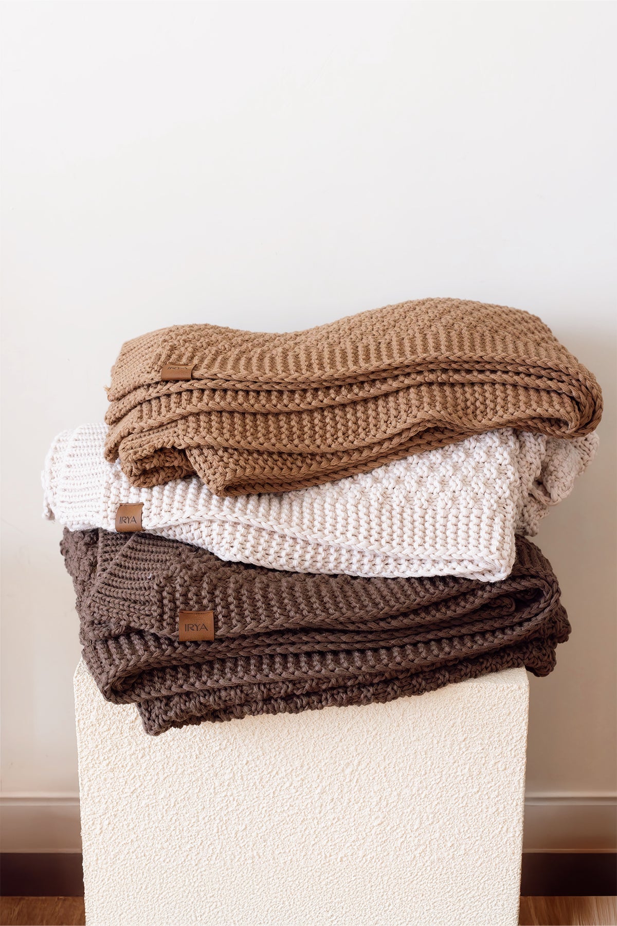 Irya-Mocha örme Battaniye 130x170 Krem-Battaniye-7-Milagron.com