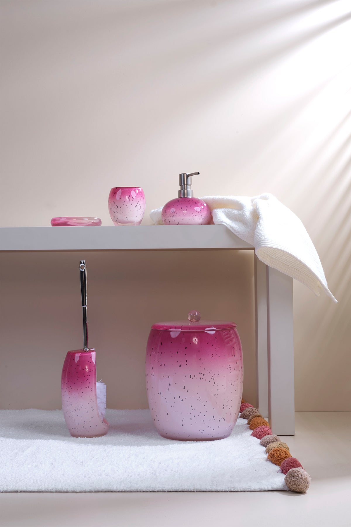 Irya-New Stria 5 Parça Banyo Seti Pembe-Banyo Seti-2-Milagron.com