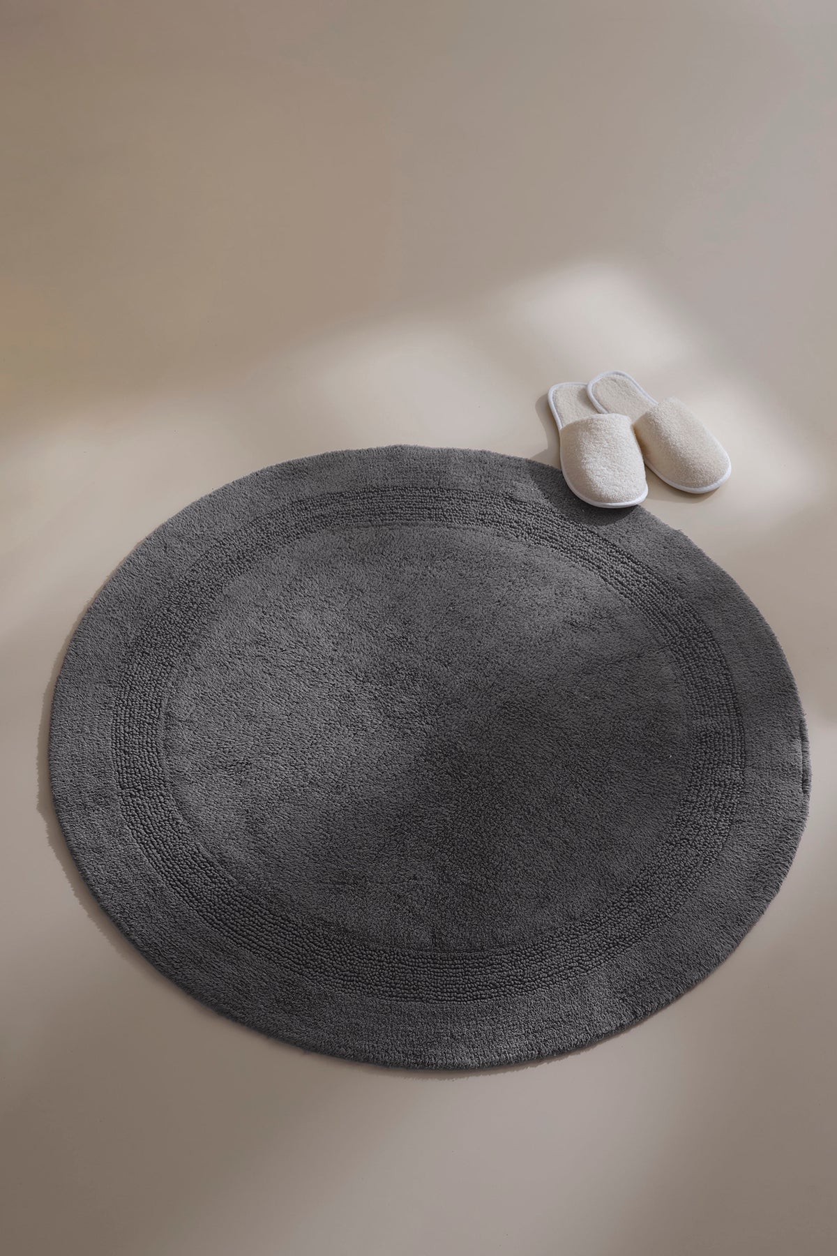 İrya-Puffed Yuvarlak Banyo Paspası %100 Pamuk 100x100 Antrasit-Banyo Paspası-8-Milagron.com