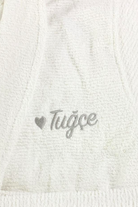 Irya-Roya Kişiselleştirilmiş Nakışlı Kadın Bornoz Pudra-Bornoz-3-Milagron.com