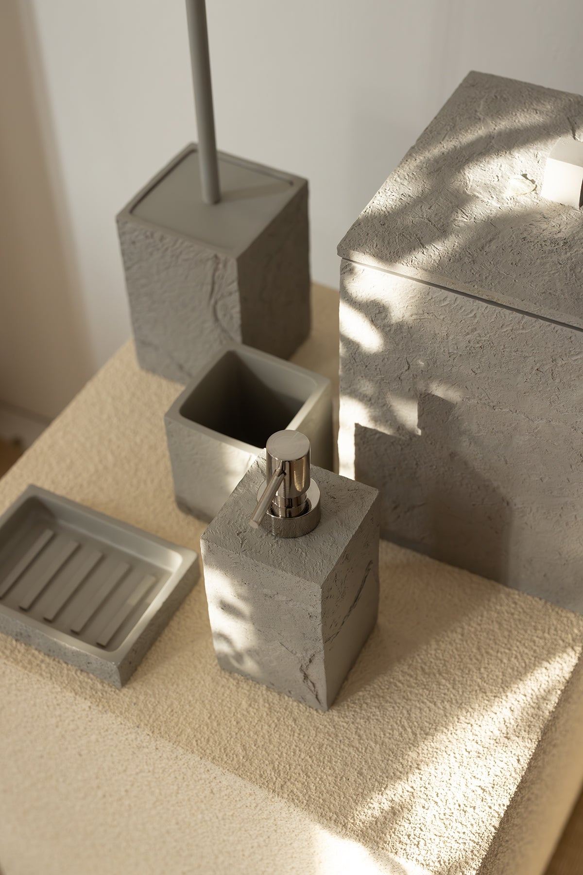 Irya-Terra 3 Parça Banyo Seti Gri-Banyo Seti-2-Milagron.com