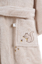 Irya-Tiny Squirrel Organik Pamuk Nakışlı Çocuk Bornoz Bej-Bornoz-4-Milagron.com
