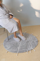 İrya-Travertine Yuvarlak Banyo Paspası %100 Pamuk 100x100 Gri-Banyo Paspası-1-Milagron.com