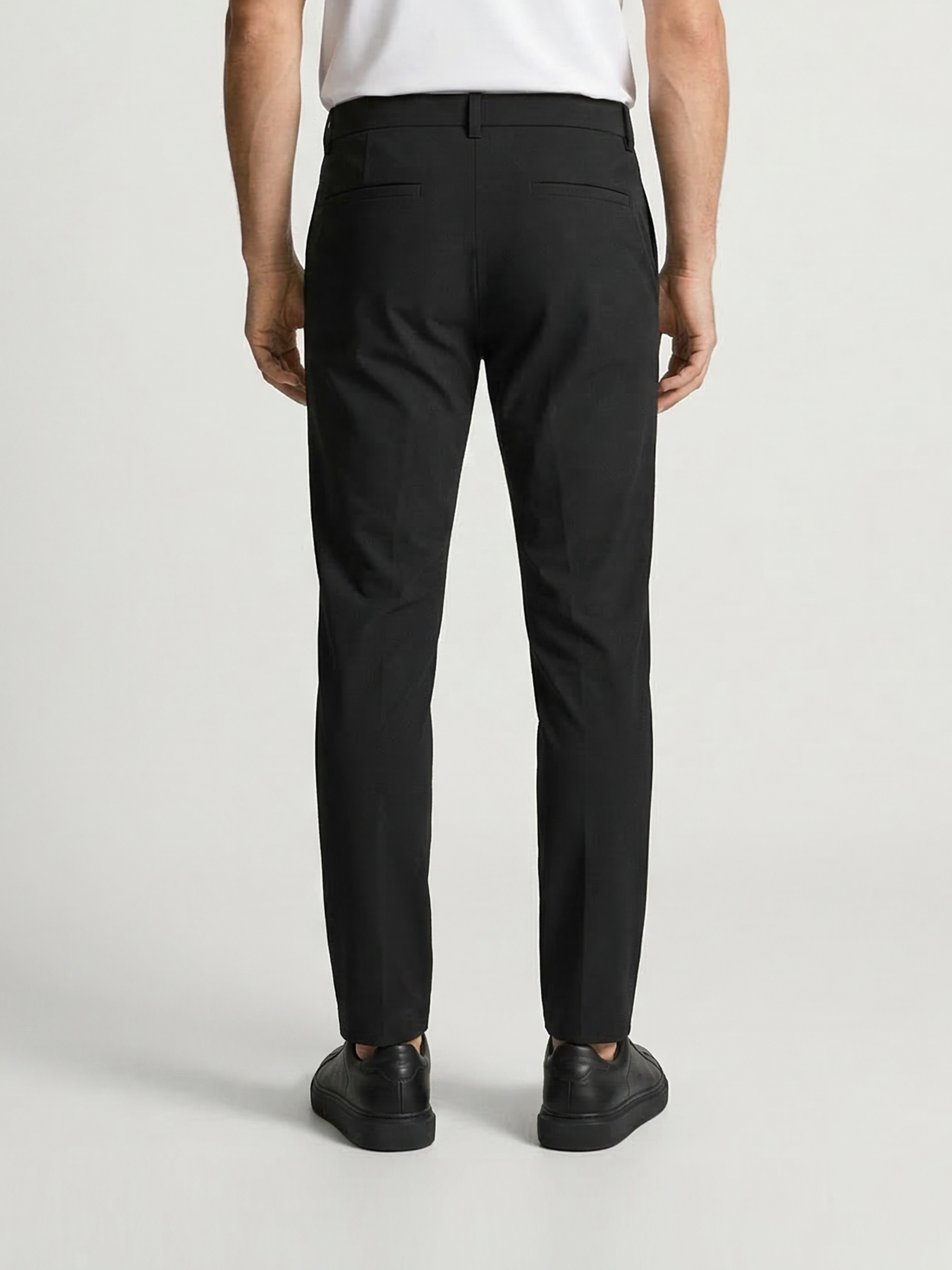 Airy Chino