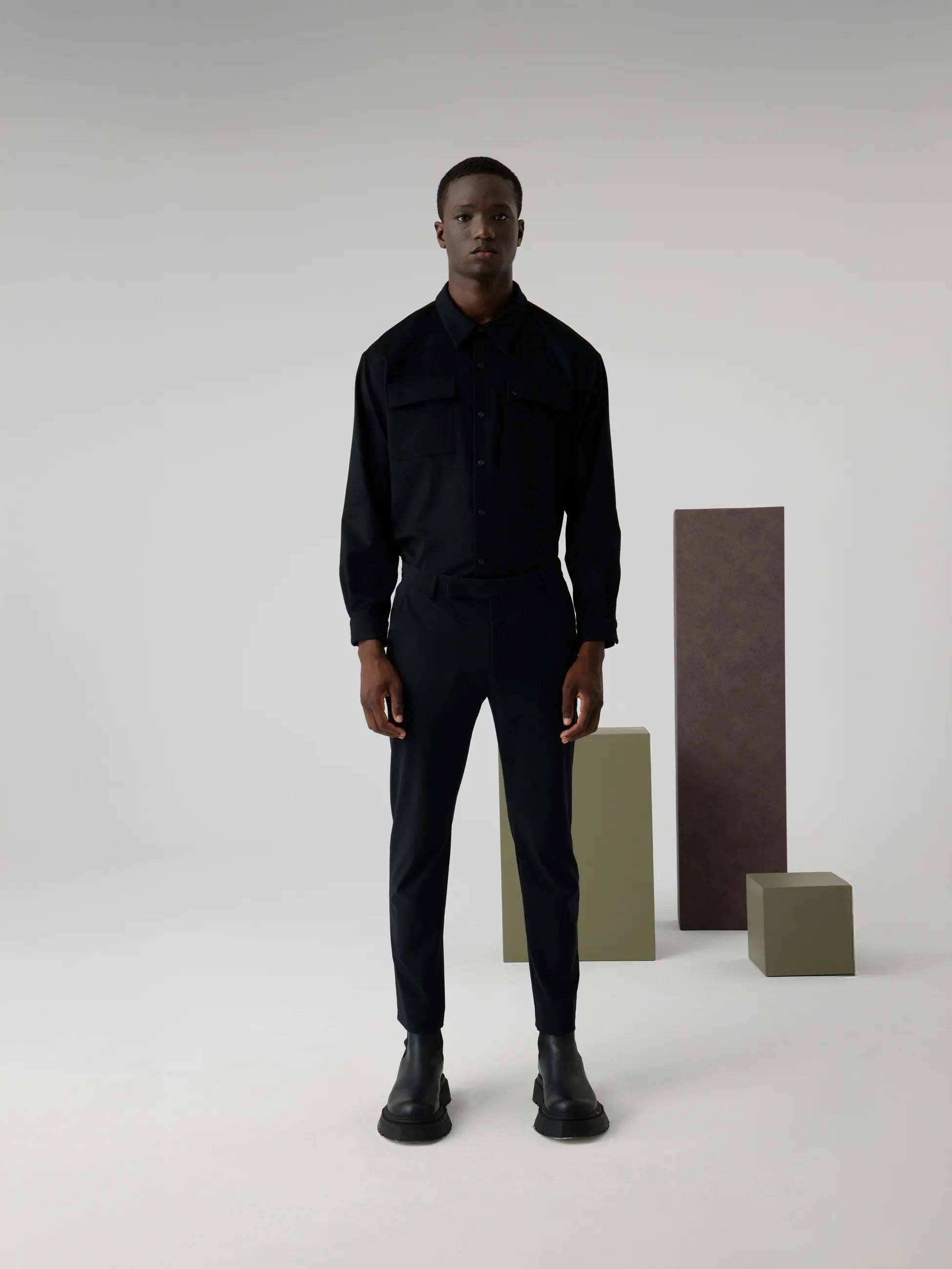 Isaora-Comfy Technical Chino-1-Milagron.com