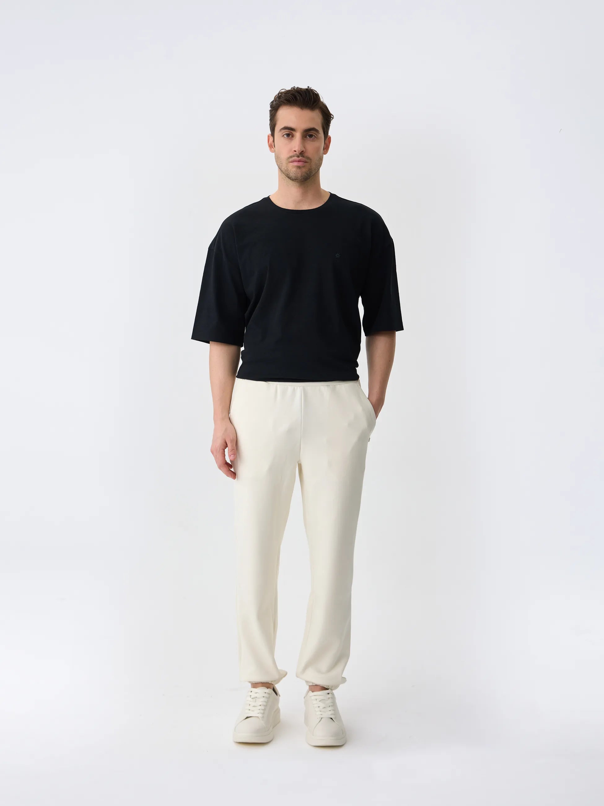 Isaora-Giza Cotton Jogger-11-Milagron.com