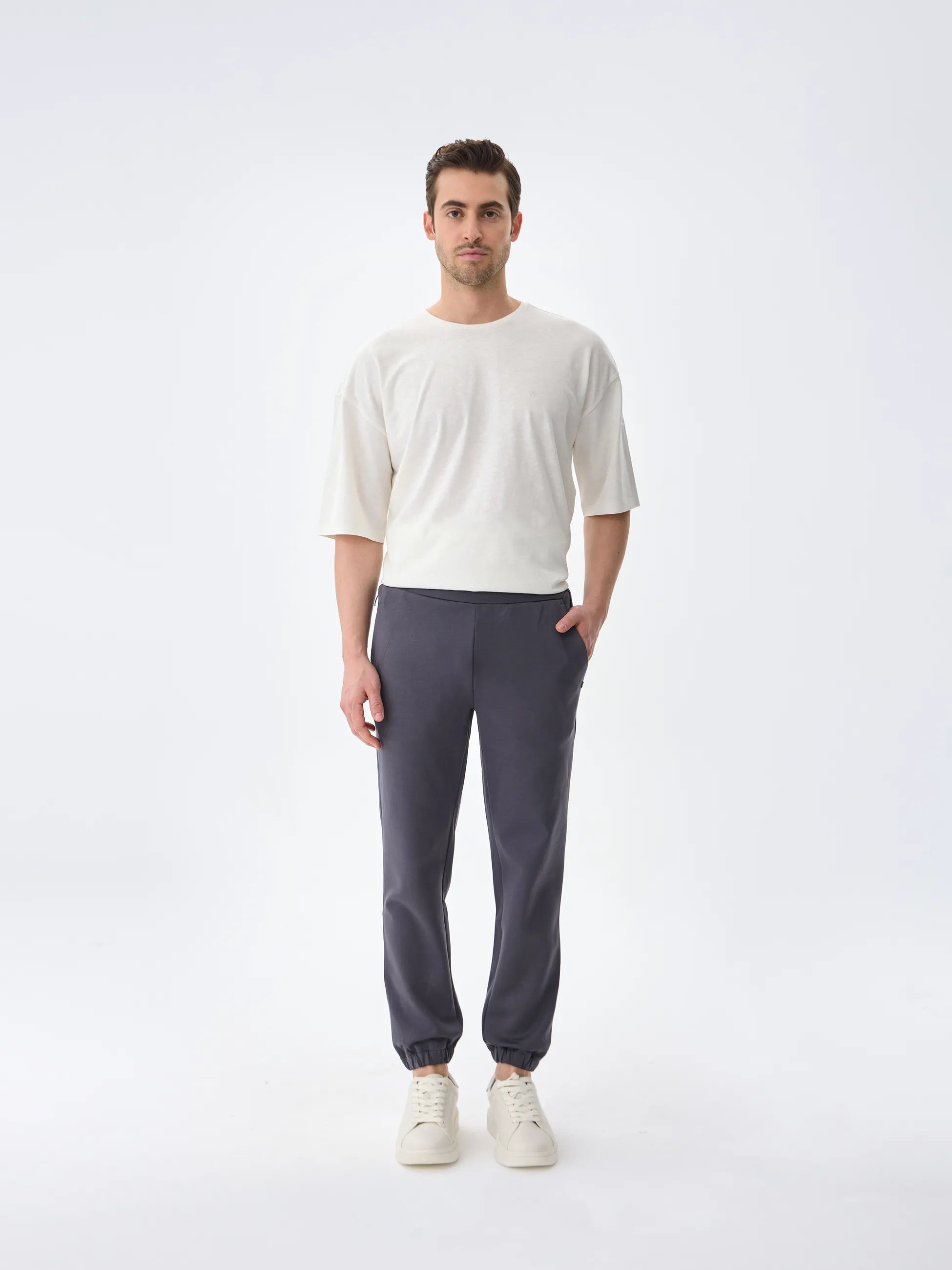 Isaora-Giza Cotton Jogger-15-Milagron.com