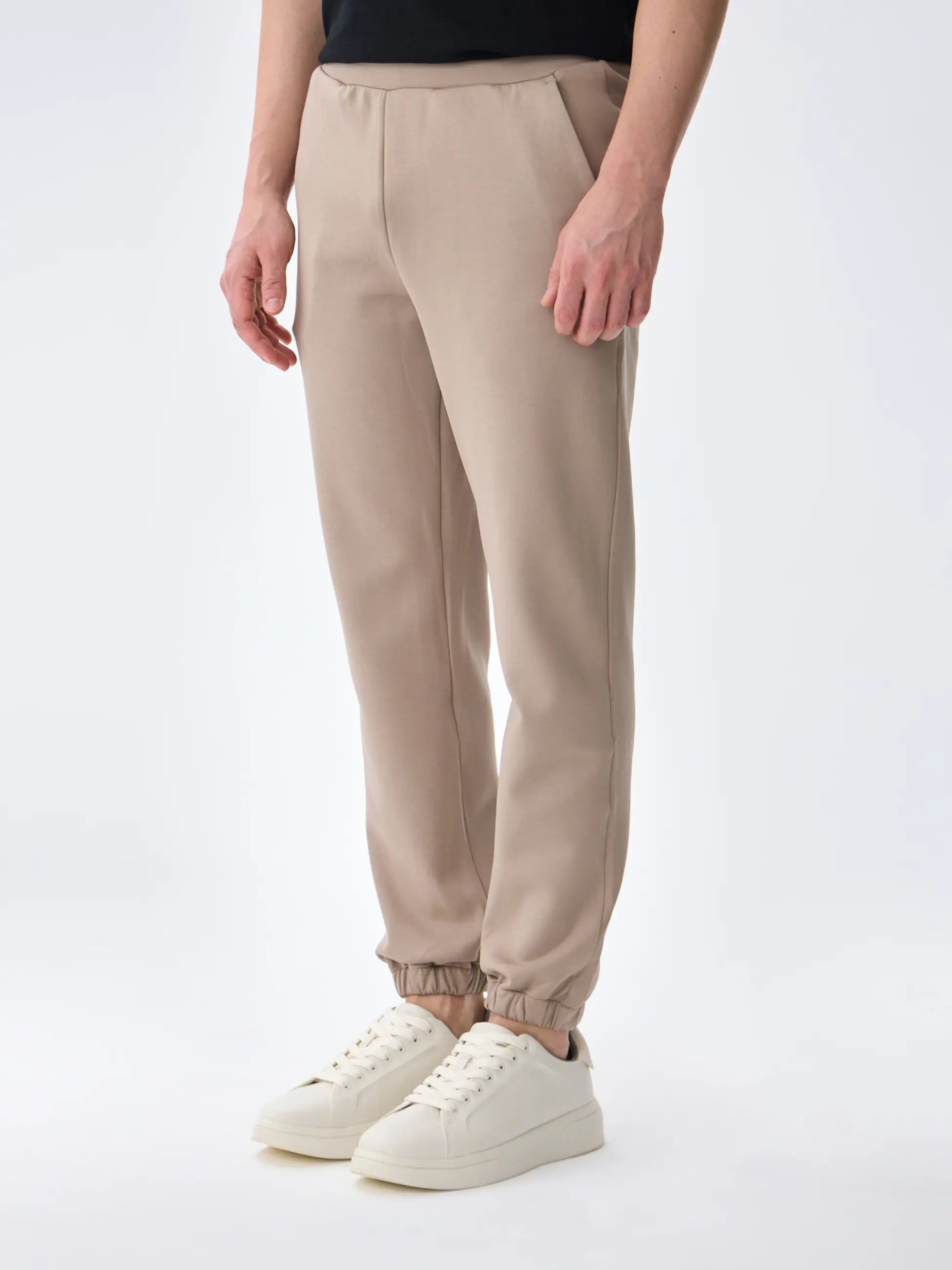 Isaora-Giza Cotton Jogger-2-Milagron.com
