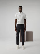 Isaora-Sleek Tech Chino-Pantolon-1-Milagron.com