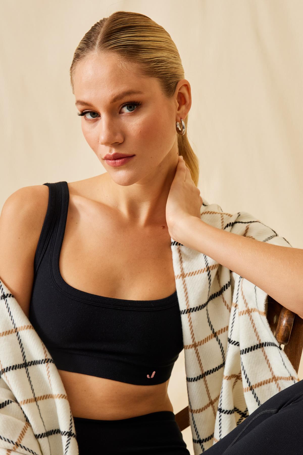 Jerf-Aura Çift Katlı Modal Bra Siyah-Spor Sütyeni-3-Milagron.com