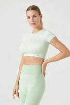 Jerf-Captiva Yumuşak Dokulu & Esnek Crop Top Yeşil-Crop Top-2-Milagron.com