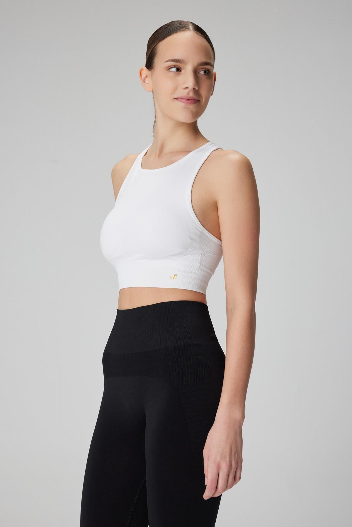 Jerf-Vella Racerback Konfor Sport Bra Beyaz-Spor Sütyeni-4-Milagron.com