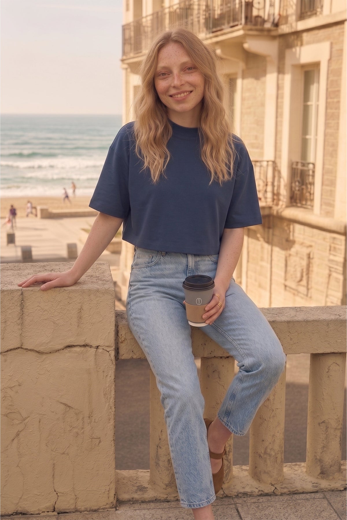 Anesha Crop Basic Tişört