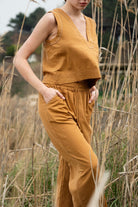 Nina Crop Üst V Yaka Nakış Detaylı