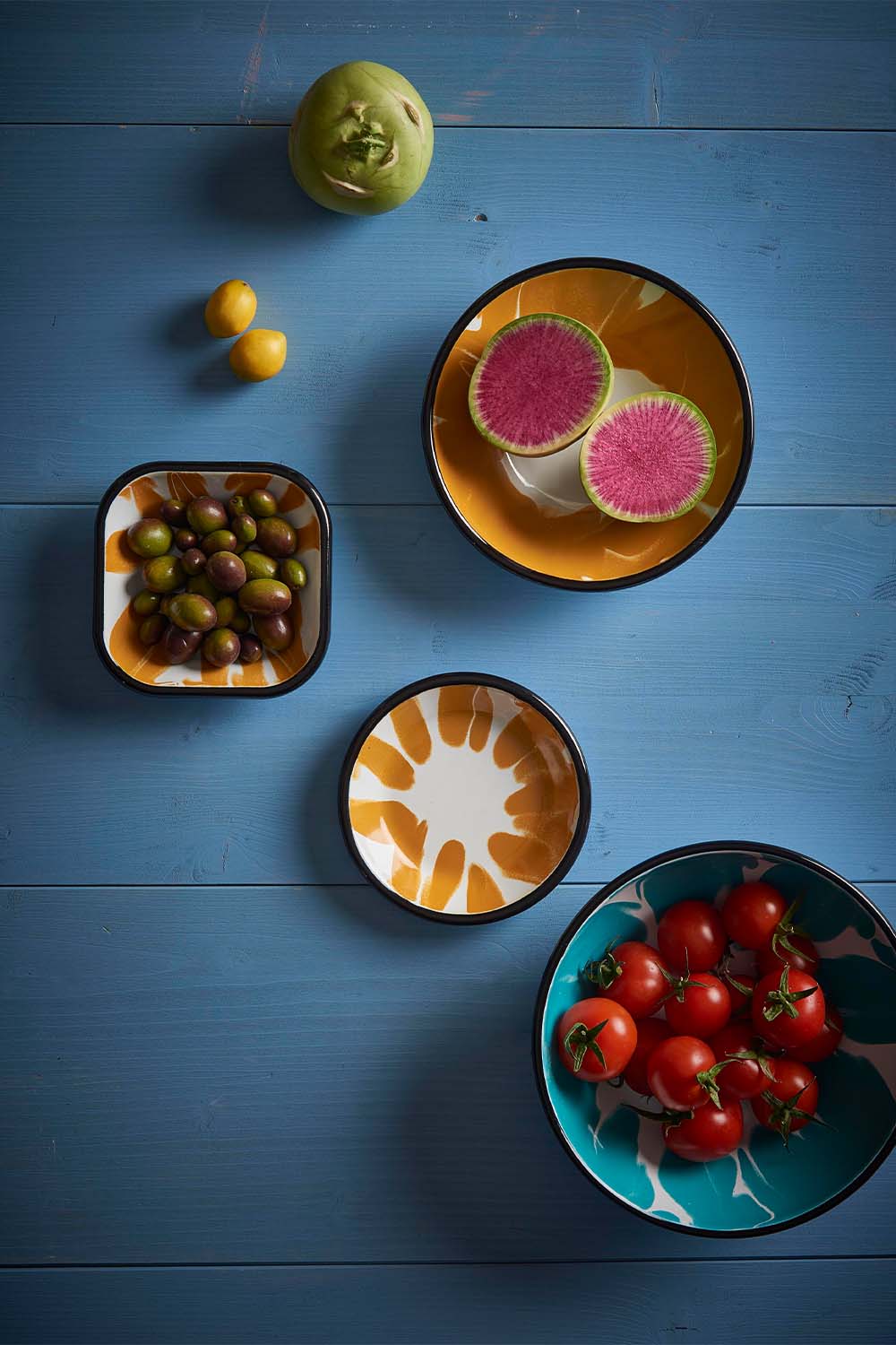 A Little Color Round Meze Plate - 3