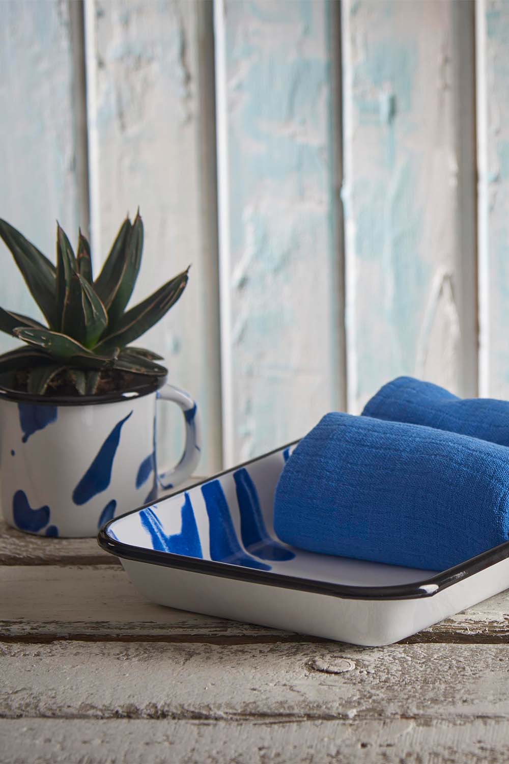 A Little Color Serving Tray - 4