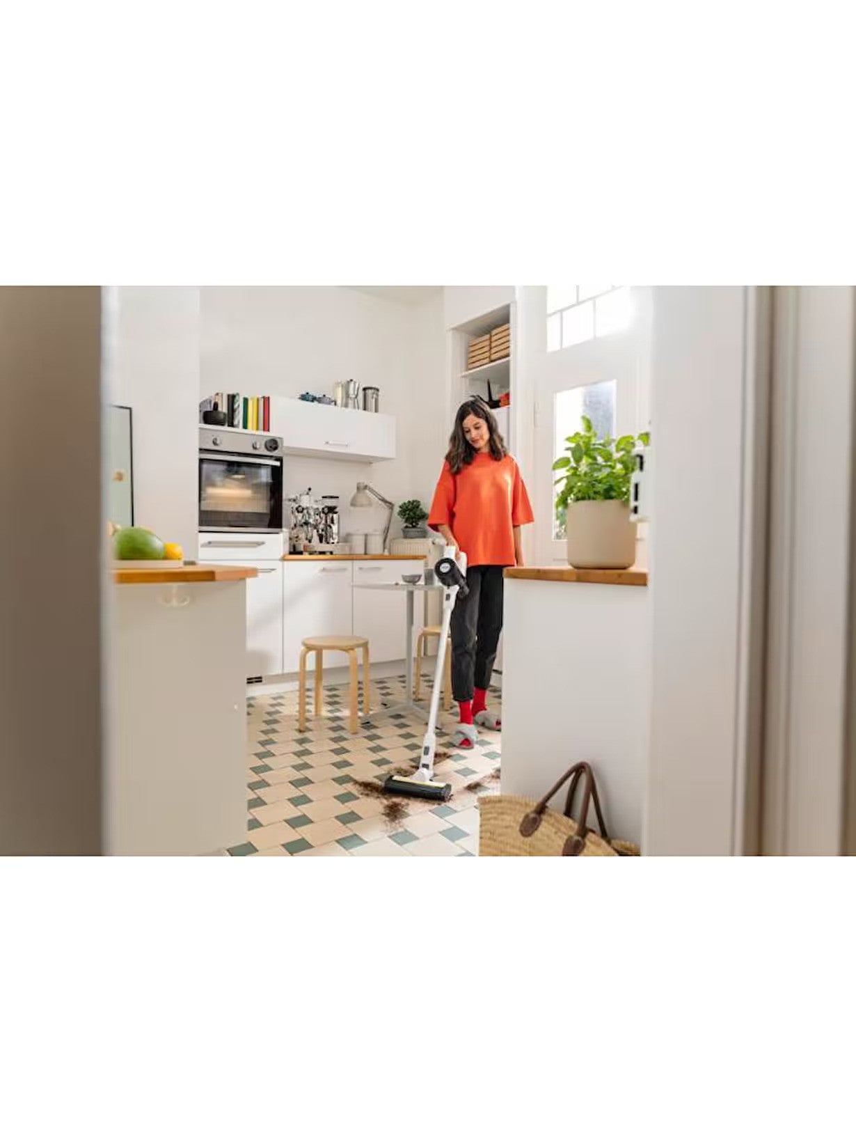 Karcher KVA 2 Şarjlı Dikey Süpürge