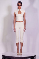 Khéla The Label-Knee Deep Capri Pants Off-White-Pantolon-2-Milagron.com