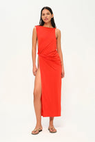 Khéla The Label-Showstopper Dress In Coral-Elbise-1-Milagron.com