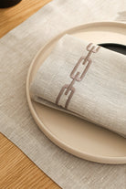 Km Home Collection-2’Li Set Zincir İşlemeli Taş Rengi Peçete-Sunum Aksesuarları-4-Milagron.com