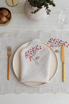 Km Home Collection-2'li Set Lovebirds İşlemeli Keten Amerikan Servis-Sunum Aksesuarları-1-Milagron.com
