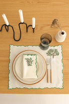 Km Home Collection-2'li Set Zeytin Ağacı İşlemeli Amerikan Servis-Sunum Aksesuarları-1-Milagron.com