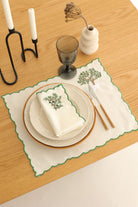 Km Home Collection-2'li Set Zeytin Ağacı İşlemeli Amerikan Servis-Sunum Aksesuarları-2-Milagron.com