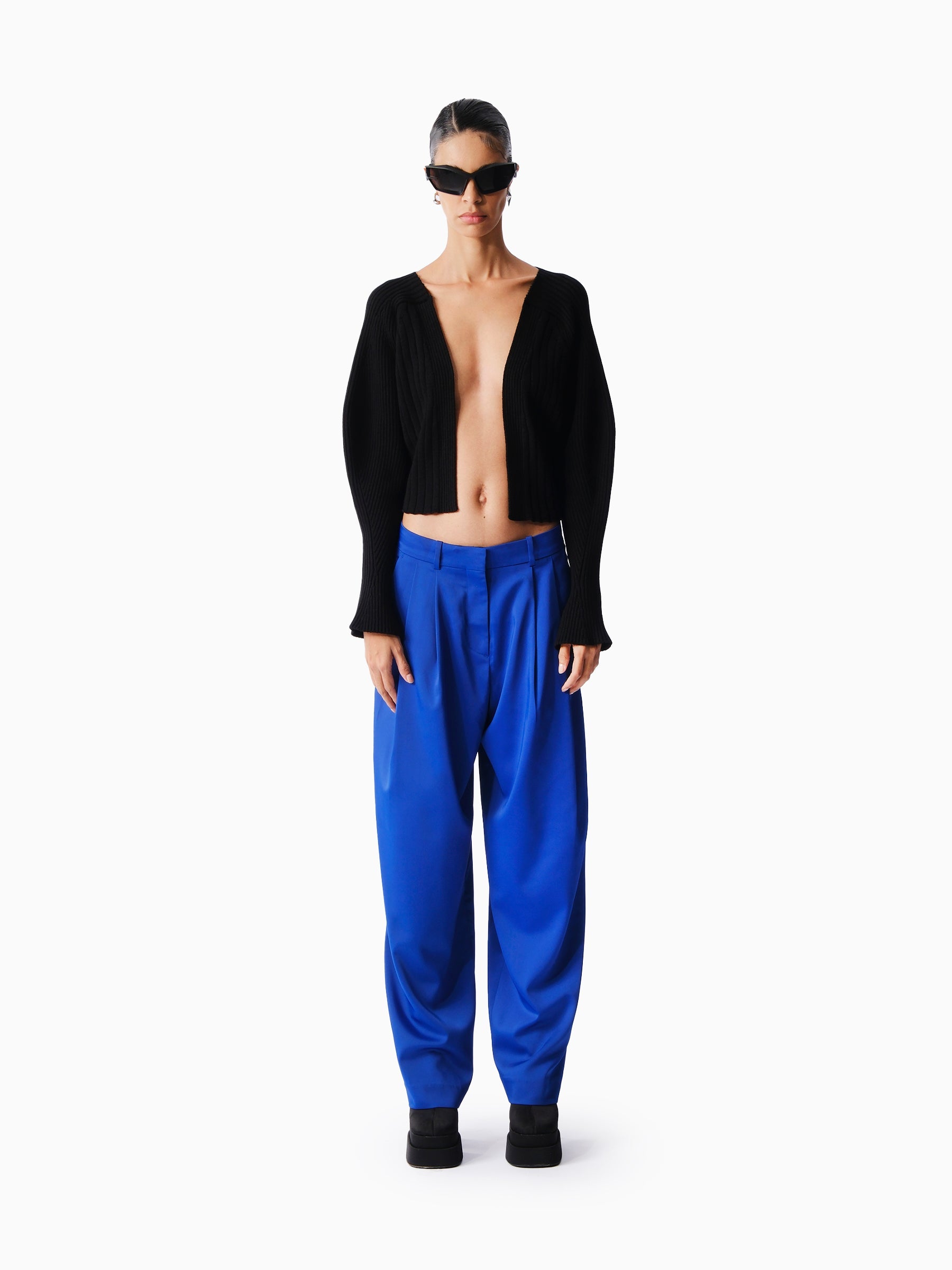 Kntlgy-Siyah Crop Hırka-Kazak & Triko-1-Milagron.com