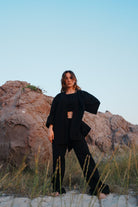 Koi People-%100 Keten Siyah Oversize Kimono%100 Keten Oversize, Tek Beden 30 Derecede Yıkanabilir Kurutmaya Atılmaz Kuşaklı-Kimono-1-Milagron.com