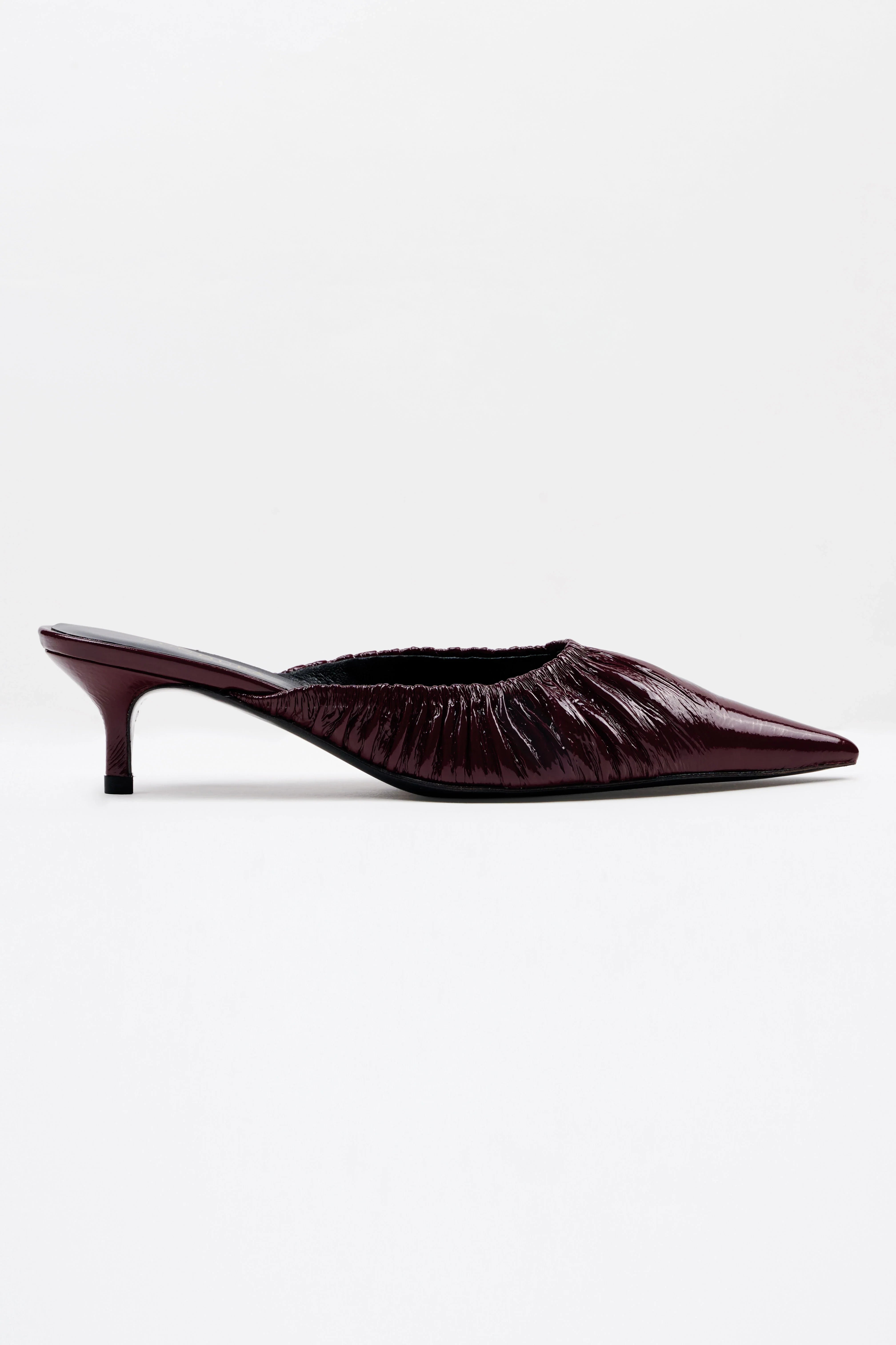 Büzgülü Escarpin