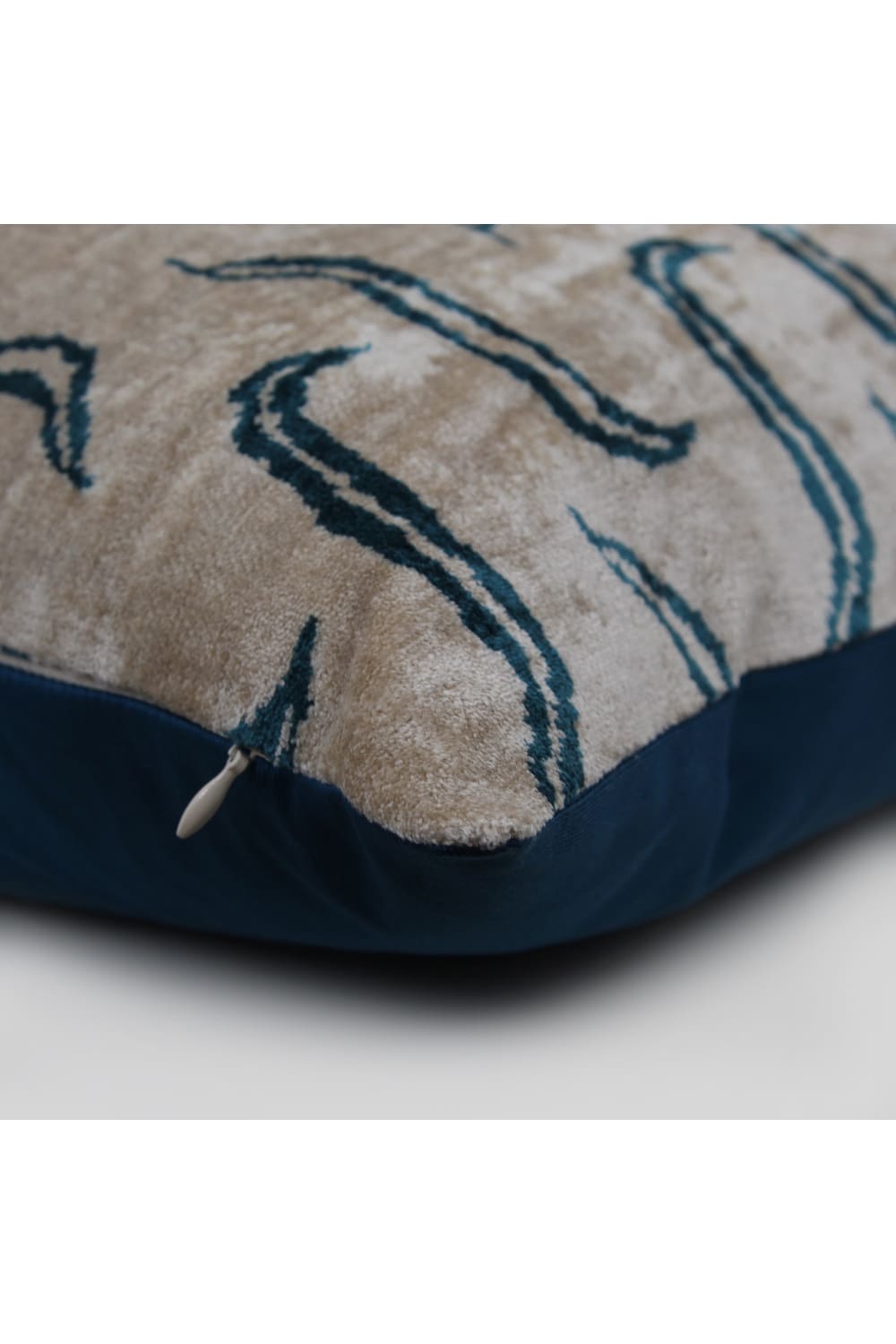 La Casa Antica-İpek Kadife İkat Yastık Kılıfı (40x60cm)-Yastık Kılıfı-2-Milagron.com