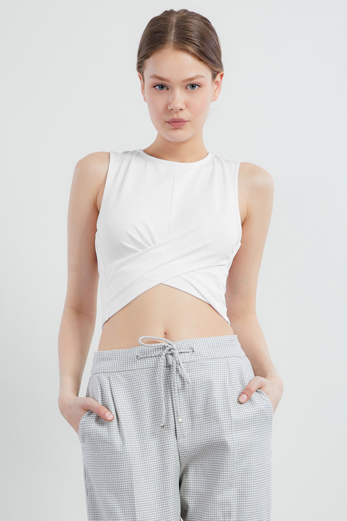 Alice Önü Çapraz Crop Top | Beyaz