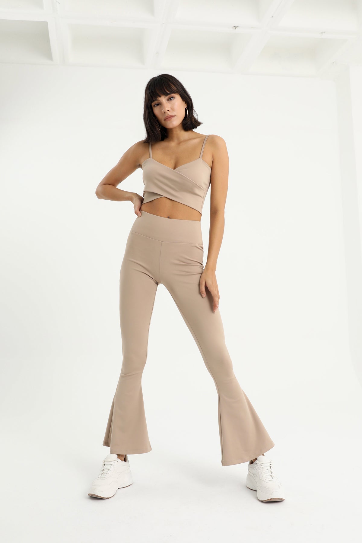Dione Çapraz Askılı Crop Top | Bej
