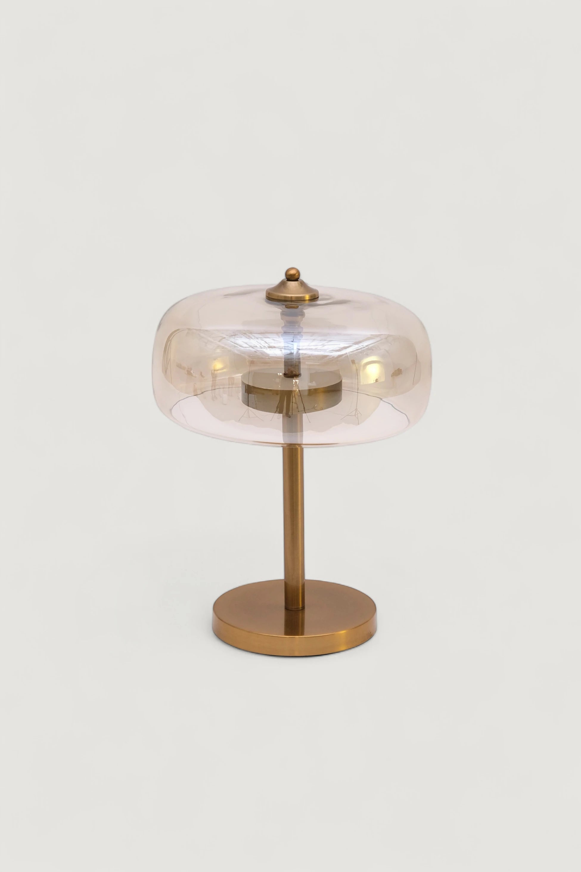 Lasttouch-Leva Masa Lambası-1-Milagron.com