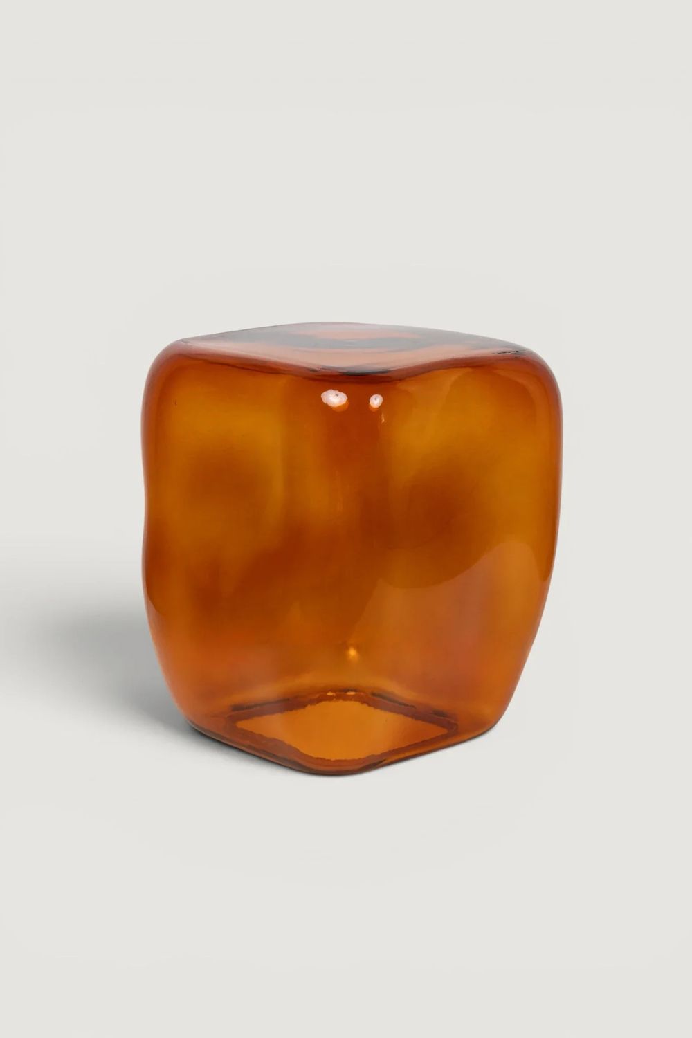 Nuvia Amber Cam Yan Sehpa-S - 0