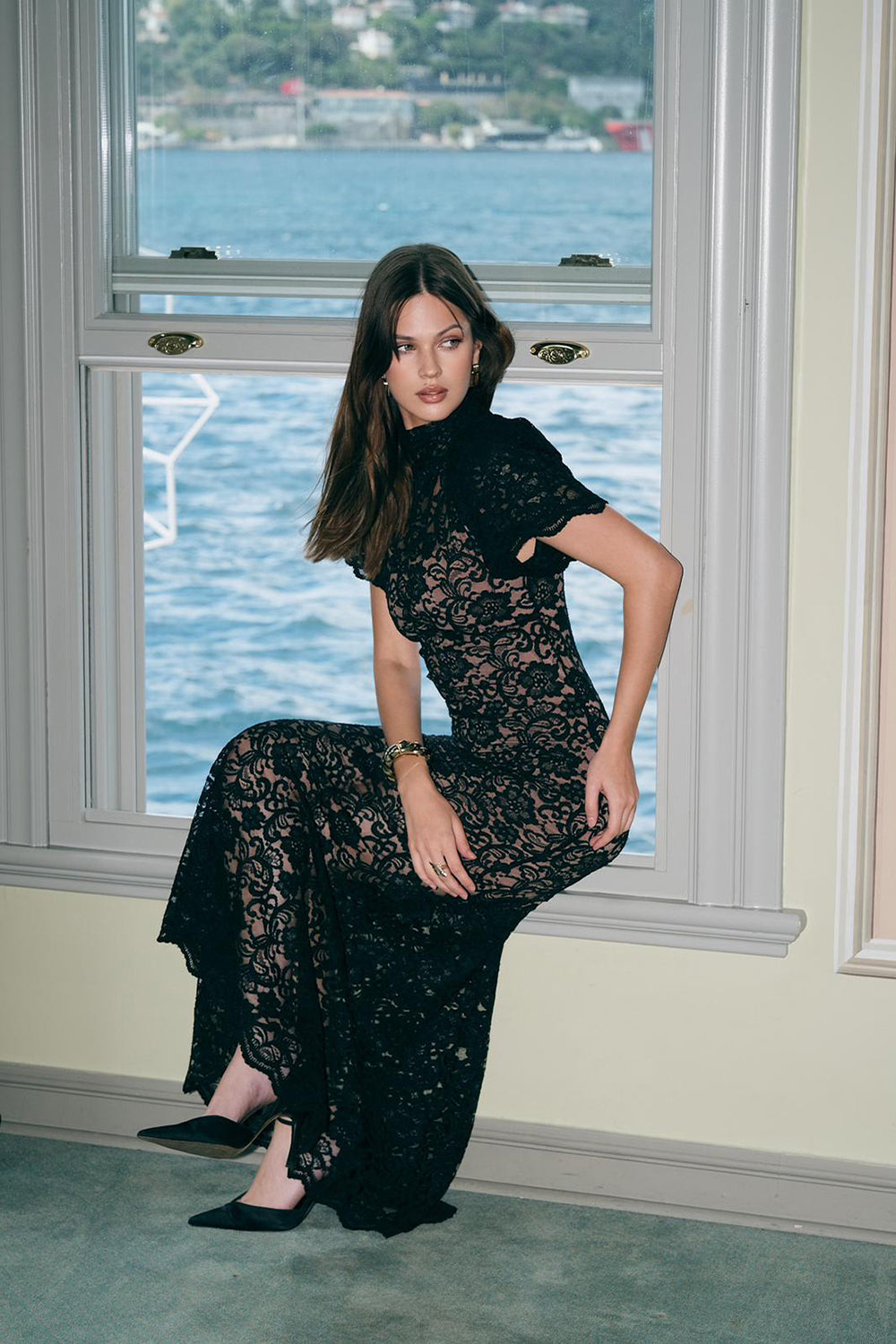 Kısa Kollu Dantelli Siyah Uzun Elbise - 0