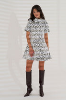 L’eauphant-Zebra Desenli Tüylü Elbise-Elbise-4-Milagron.com